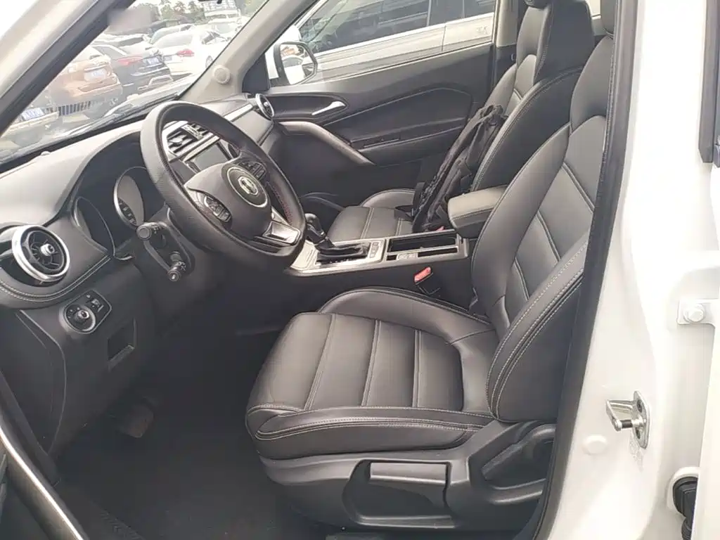 MG Roewe RX5 2019 2019 20T Automatic Luxury Xenon Version