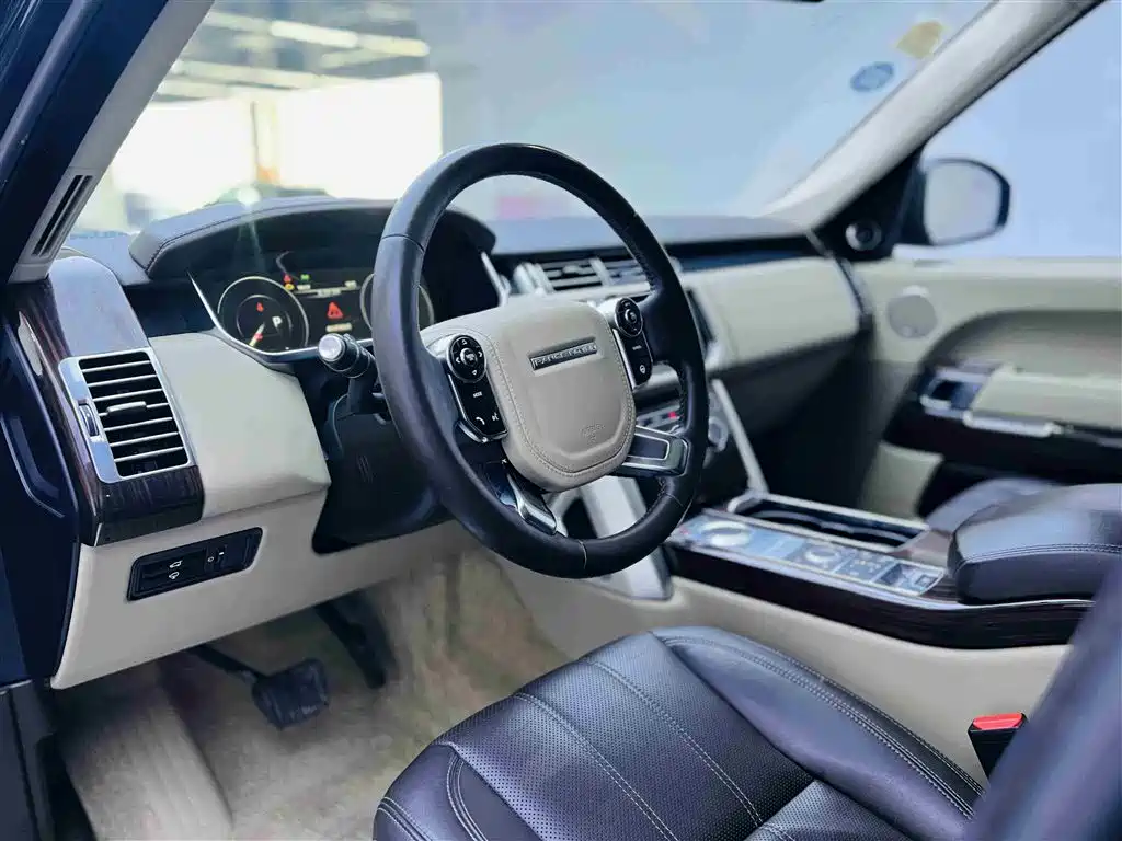 Land Rover Range Rover 2014 3.0 SC V6 Vogue фото 4
