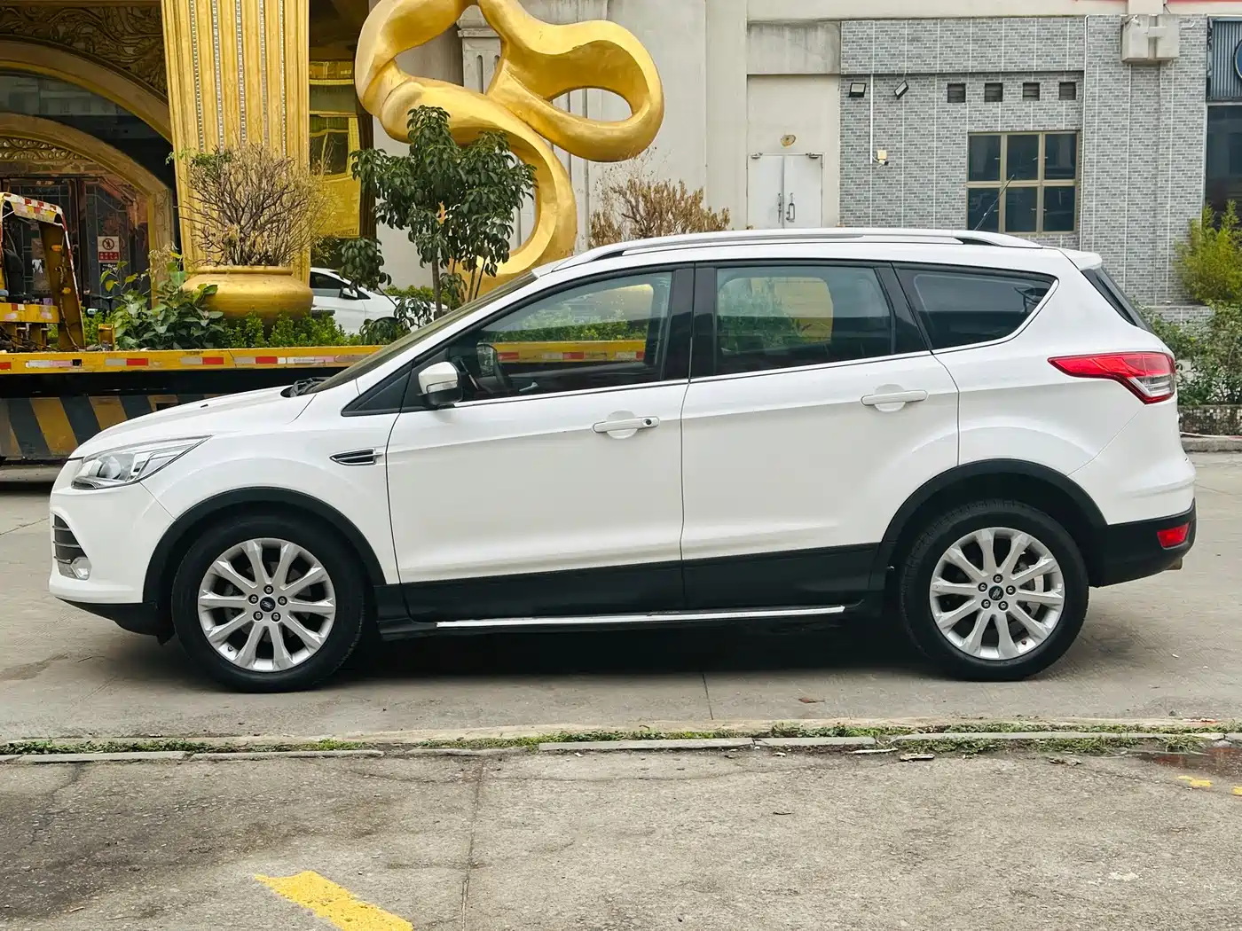 Ford Kuga 2014 2013 1.6L GTDi FWD Trend