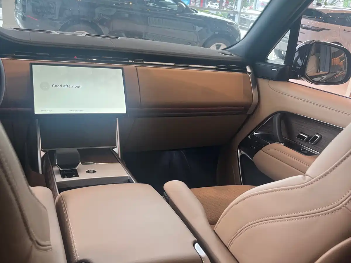 Land Rover Range Rover фото 15