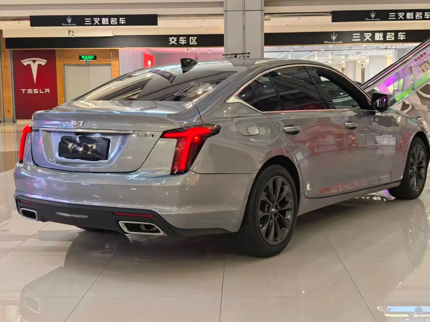 CADILLAC CT5