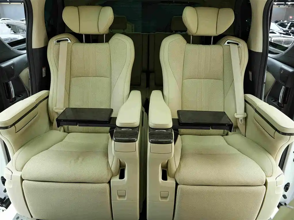 Toyota Vellfire 2020 2019 Hybrid 2.5L HV Premium Edition