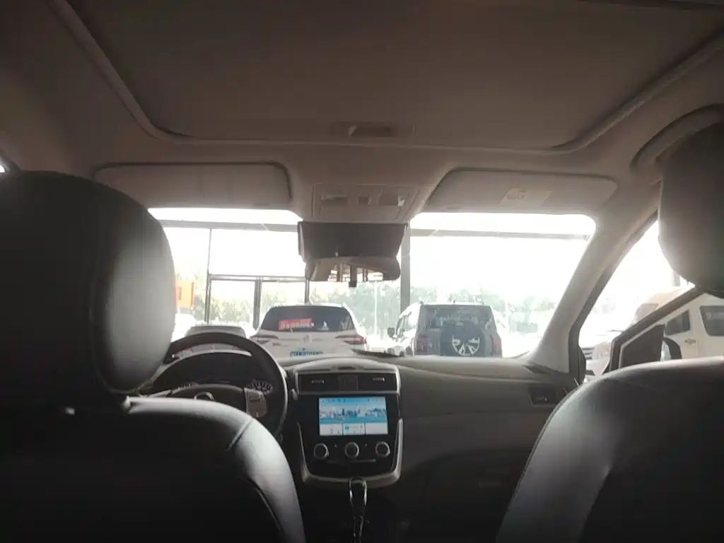 Nissan Tiida, миниатюра 18