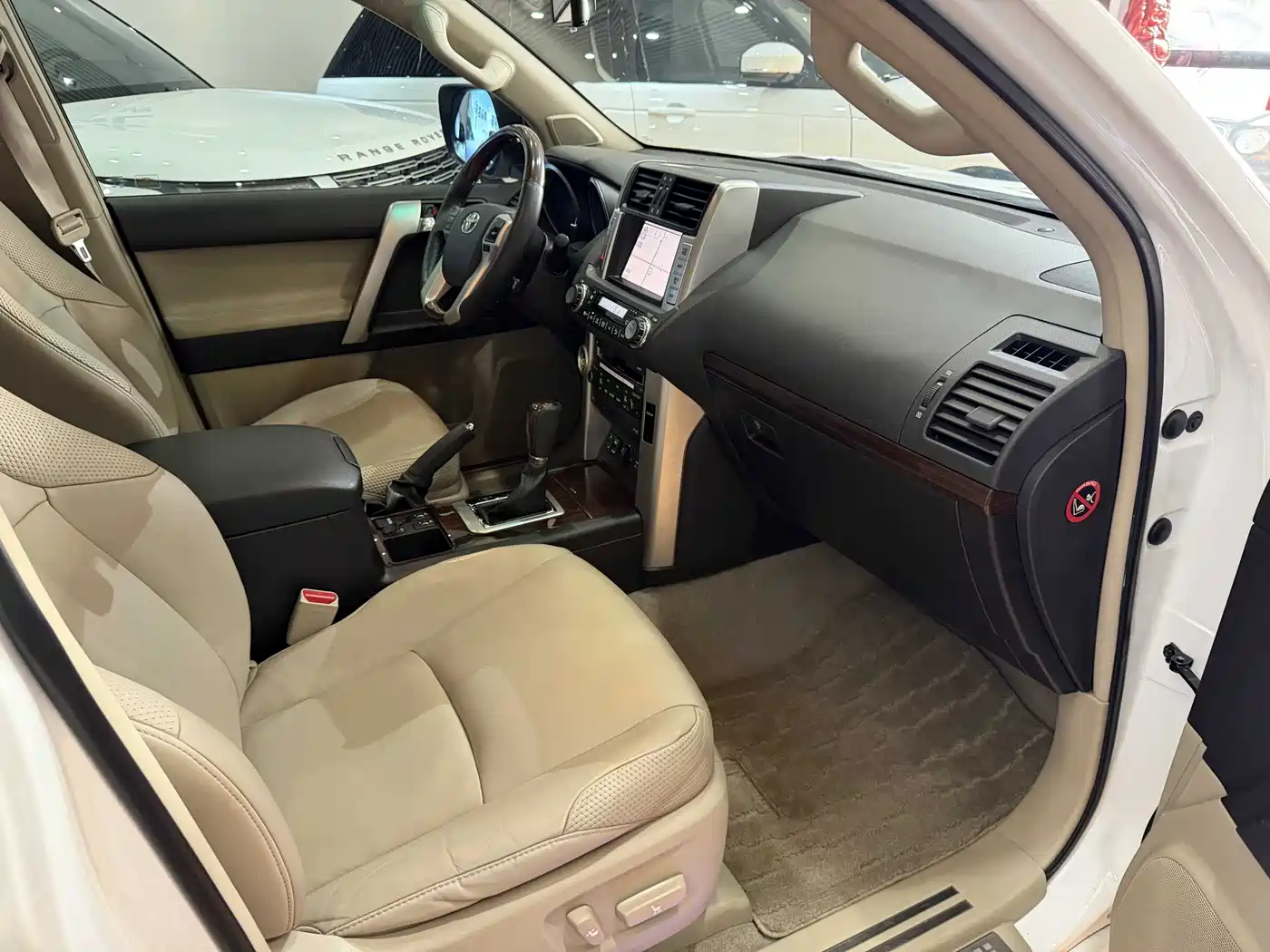 Toyota Prado 2010 4.0L Automatic VX NAVI фото 4