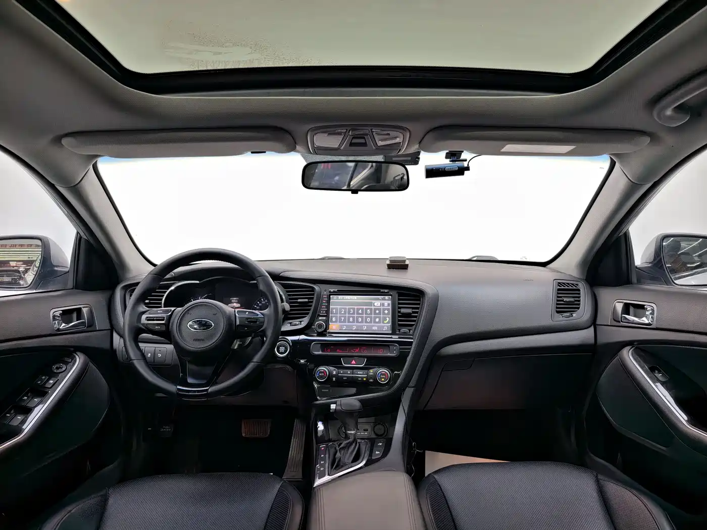 Kia K5 2014 2.0L Automatic LUXURY фото 22