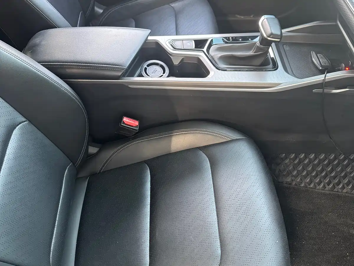 GEELY AUTOMOBILE EMGRAND