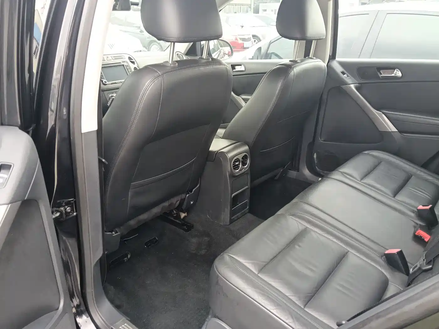 Volkswagen Tiguan 2012 1.8TSI Automatic 2WD Trend Edition фото 7