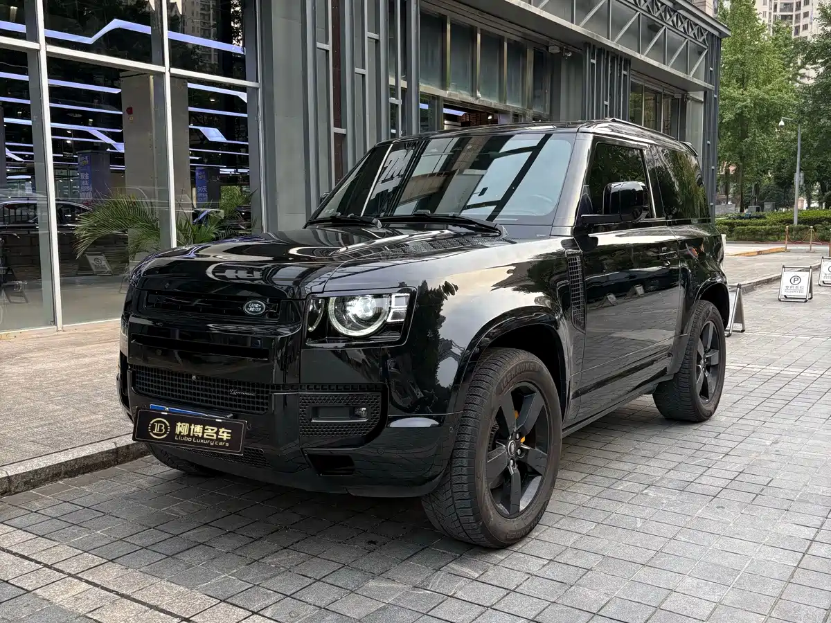 Фото 1 - Land Rover Defender