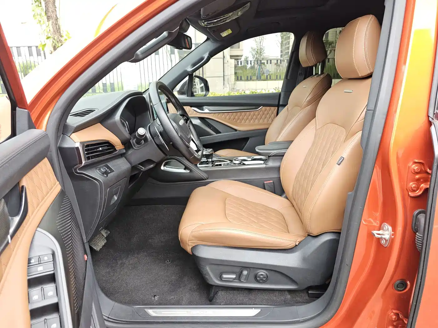 Maxus D90 Pro 2022 2021 2.0T Diesel 4WD Lop Nur Edition 7-Seater