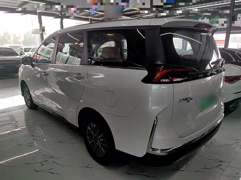 Фото 5 - Maxus Maxus G50 PHEV