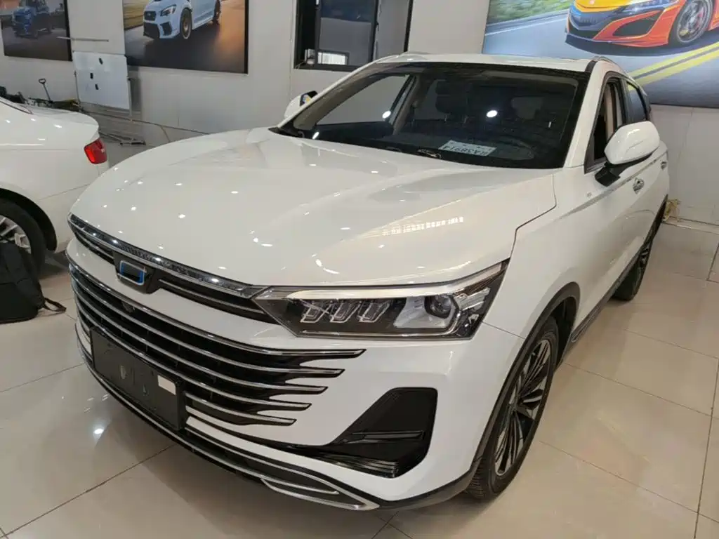 Besturn Bestune T77 2025 2023 1.5T Automatic Luxury