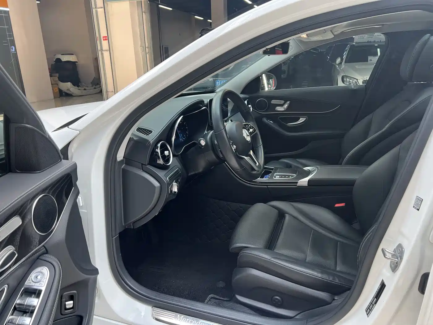 Mercedes-Benz C-Class 2019 Facelift C 260 L Sport фото 4