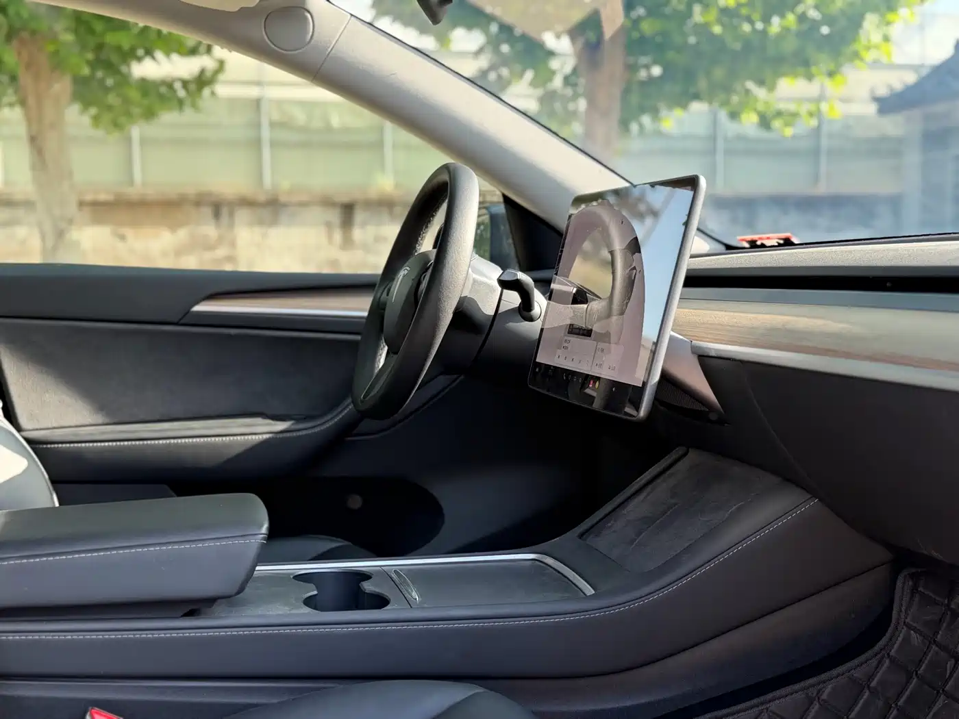 Tesla Model Y 2022 Facelift Rear-Wheel Drive Version фото 6