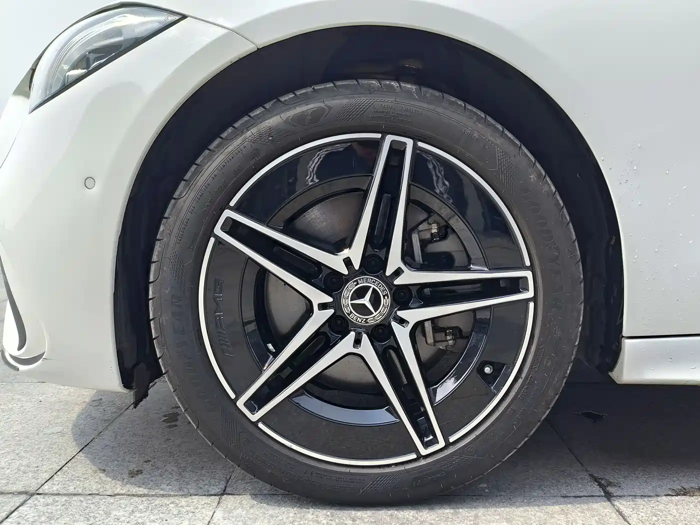 Mercedes-Benz C-Class 2023 Facelift II C 260 L Night Edition фото 8
