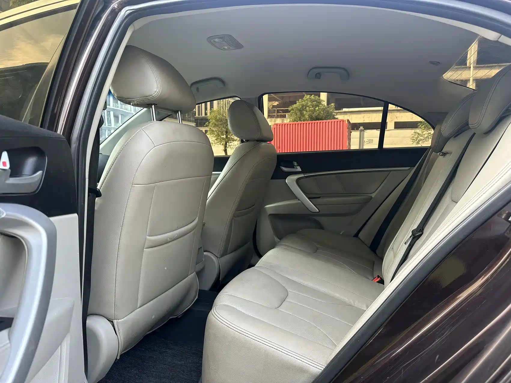 صورة 7 - Geely Emgrand