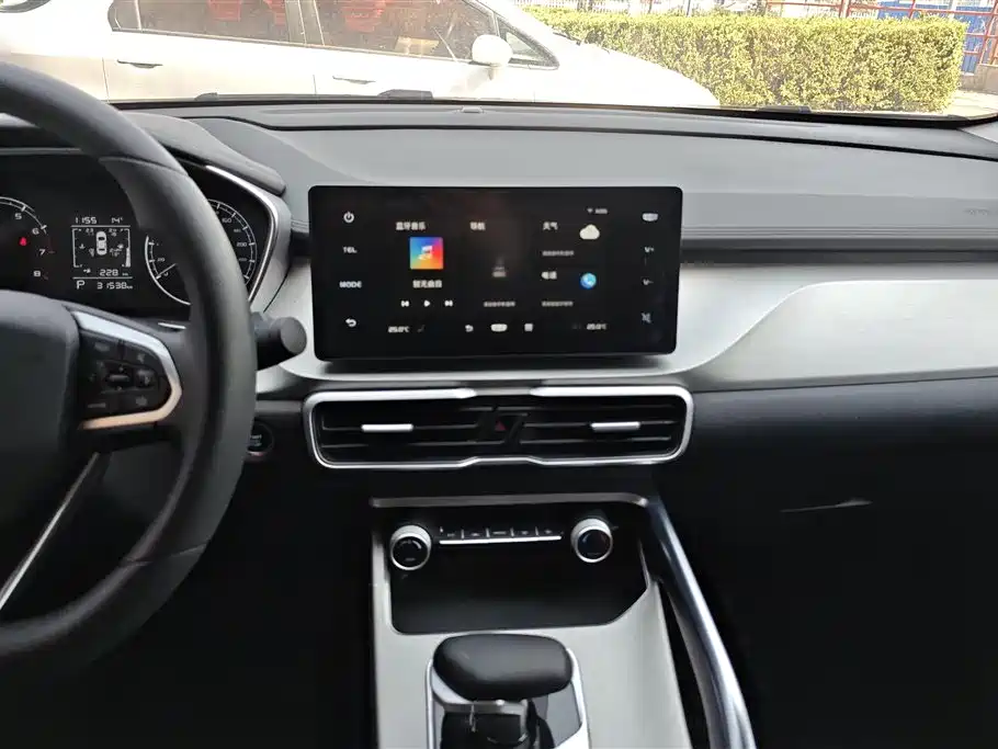 GEELY AUTOMOBILE BINYUE