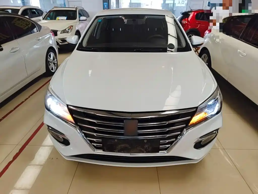 Roewe i5 2019 2019 1.5L Manual 4G-Connected Langyue Edition