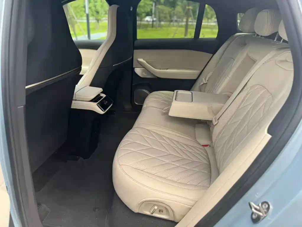 NIO EC6 2025 2025 75kWh