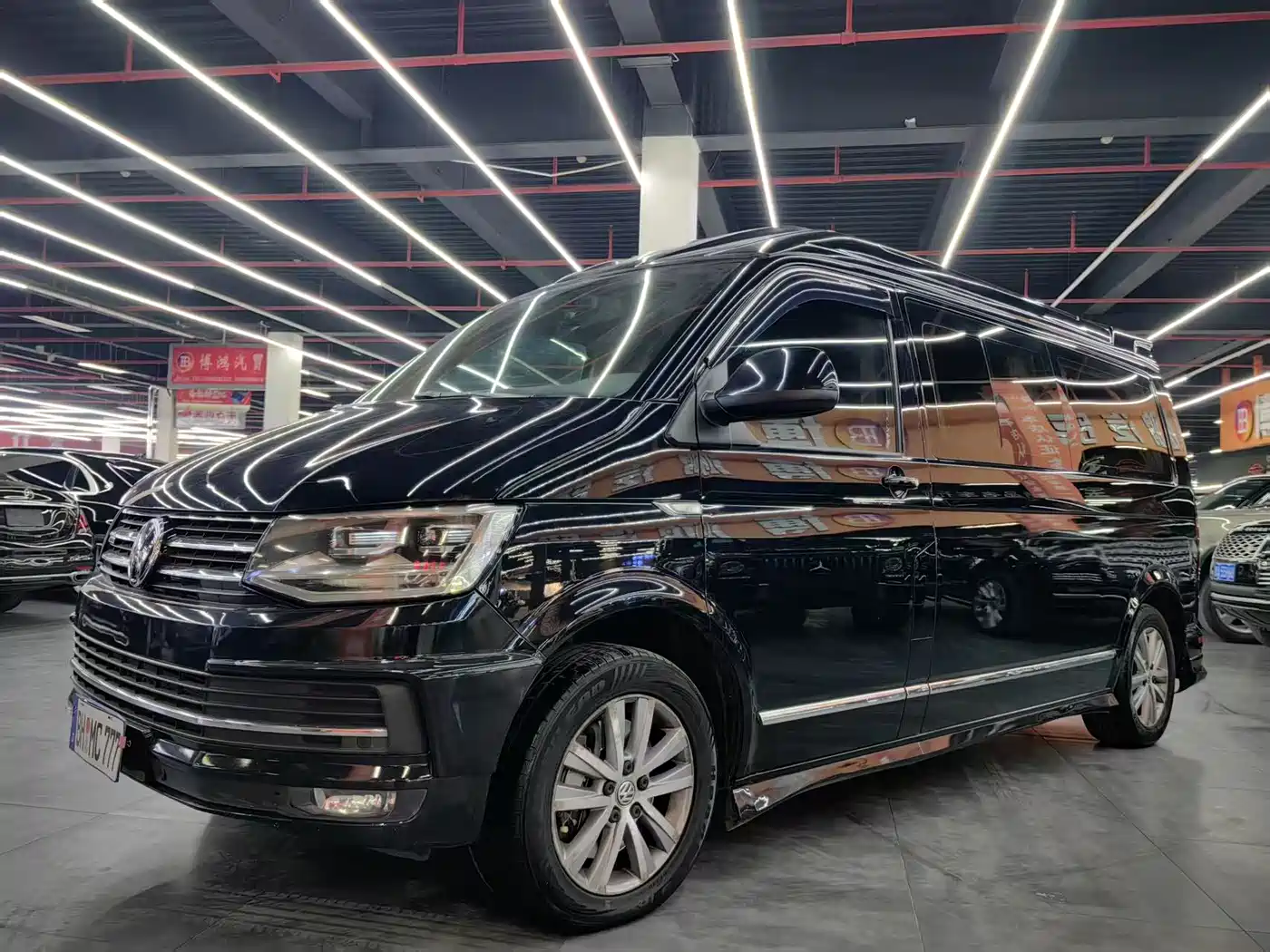 Volkswagen Caravelle 2017 2.0TSI 4WD Comfort 7-Seater