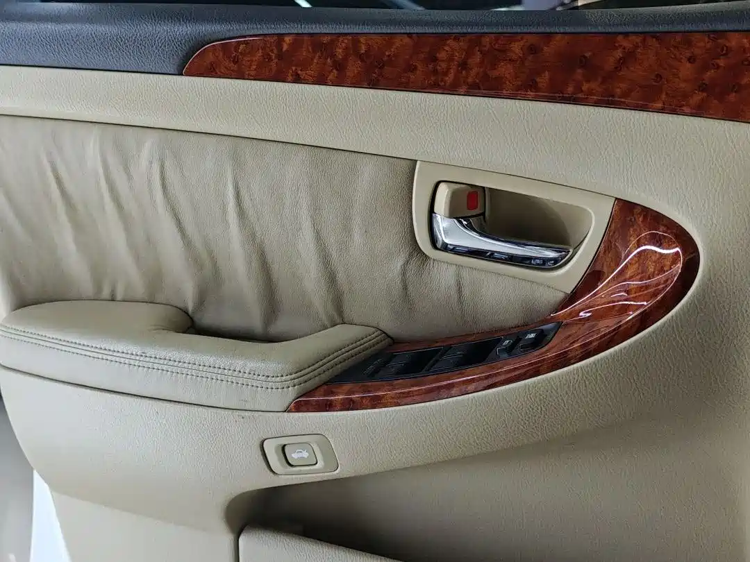 Toyota Crown 2007 2.5L Royal Special Edition фото 18