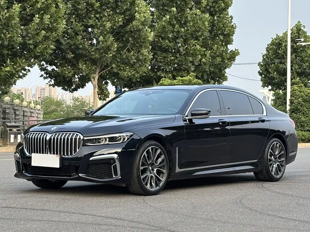 BMW 7 Series 2021 Model 740Li Leading M Sport Package