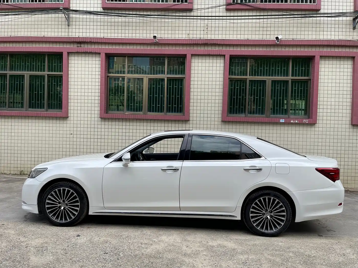 Toyota Crown 2019 2018 2.0T Sport Edition