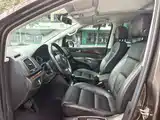 Фото 8 - Volkswagen Sharan
