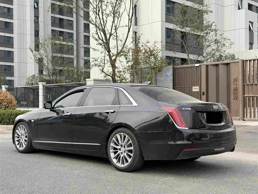 Фото 6 - Cadillac CT6