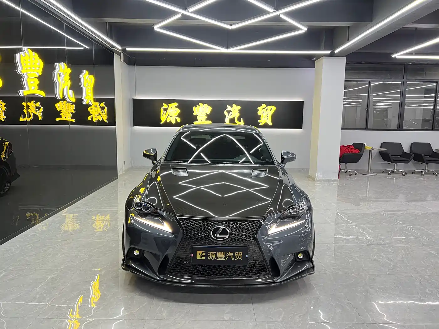 Lexus IS 2015 200t F SPORT фото 2