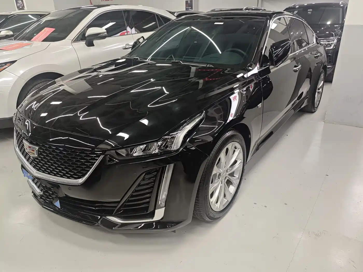 Cadillac CT5 2023 28T Fashion Style