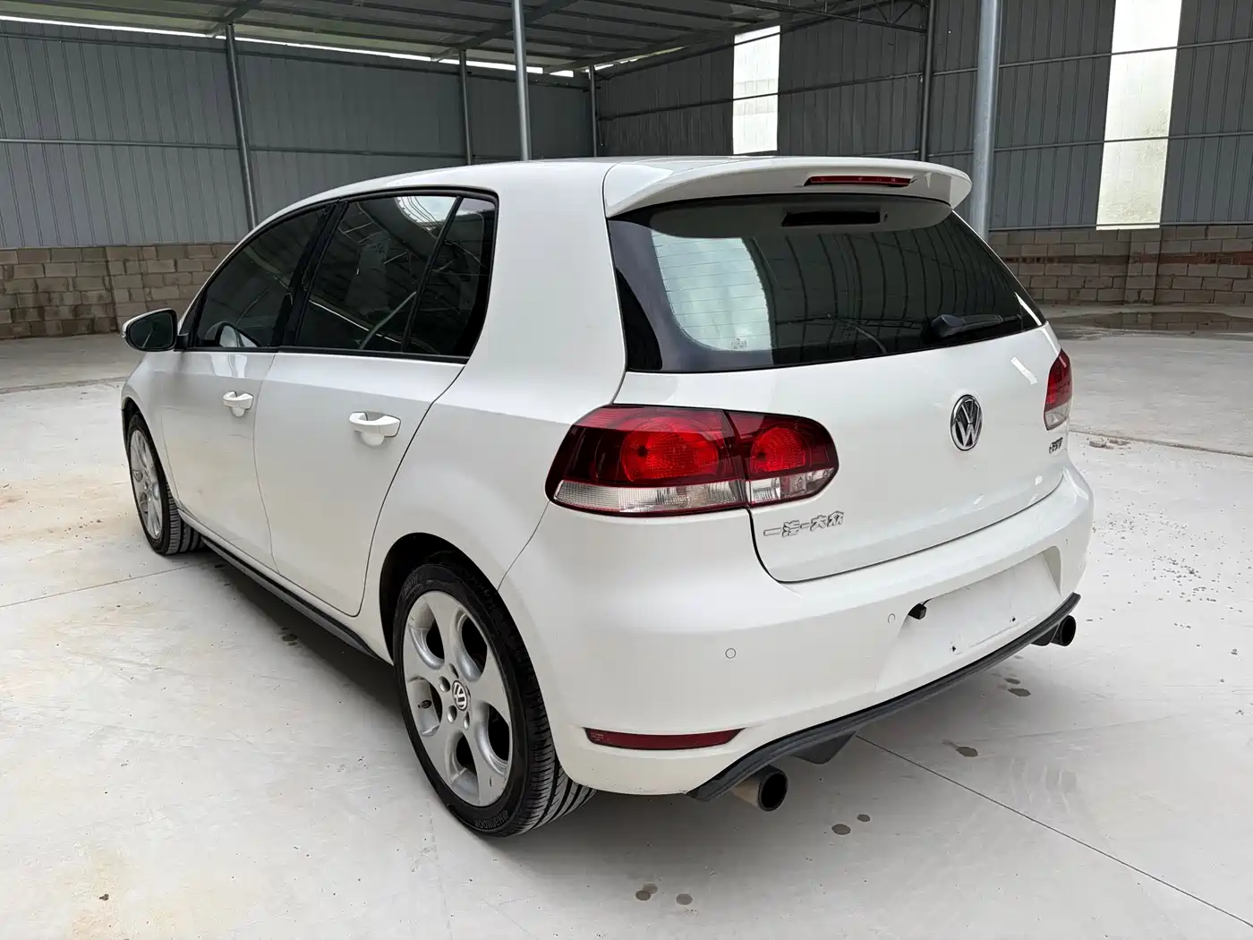 Volkswagen Golf GTI 2011 2012 2.0TSI GTI