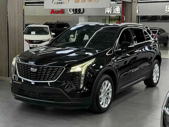 Cadillac XT4 2021 28T FWD Technology Edition — фото 1