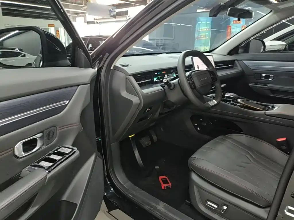Jetour Jetour Dasheng 2026 1.5T DCT Luxury Edition 16