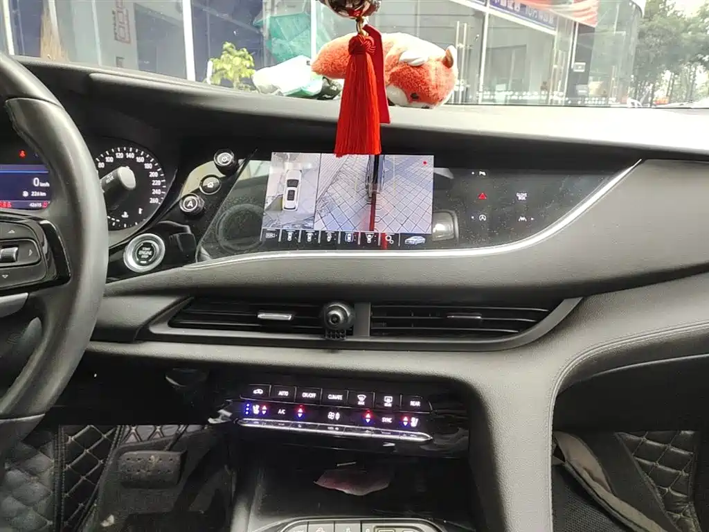 Buick Enclave 2020 28T 4WD Premium Model фото 13