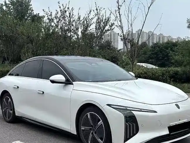 Dongfeng Fengxing Stellar S7 2024 2024 555 Light Enjoyment Edition
