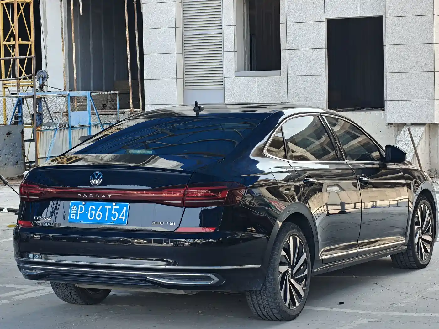 Фото 7 - Volkswagen Passat