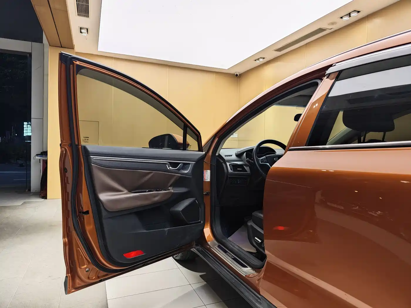 GEELY AUTOMOBILE EMGRAND GS