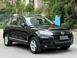 Фото 3 - Volkswagen Touareg