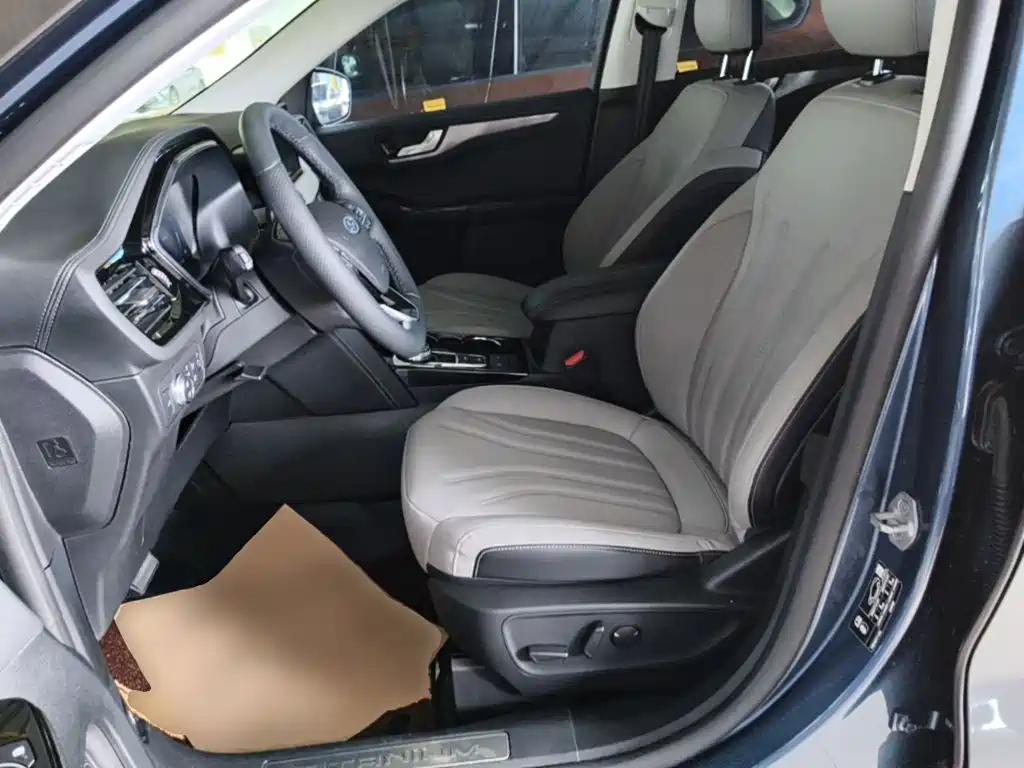Ford Escape 2023 2020 EcoBoost 245 2WD Smart Premium Edition