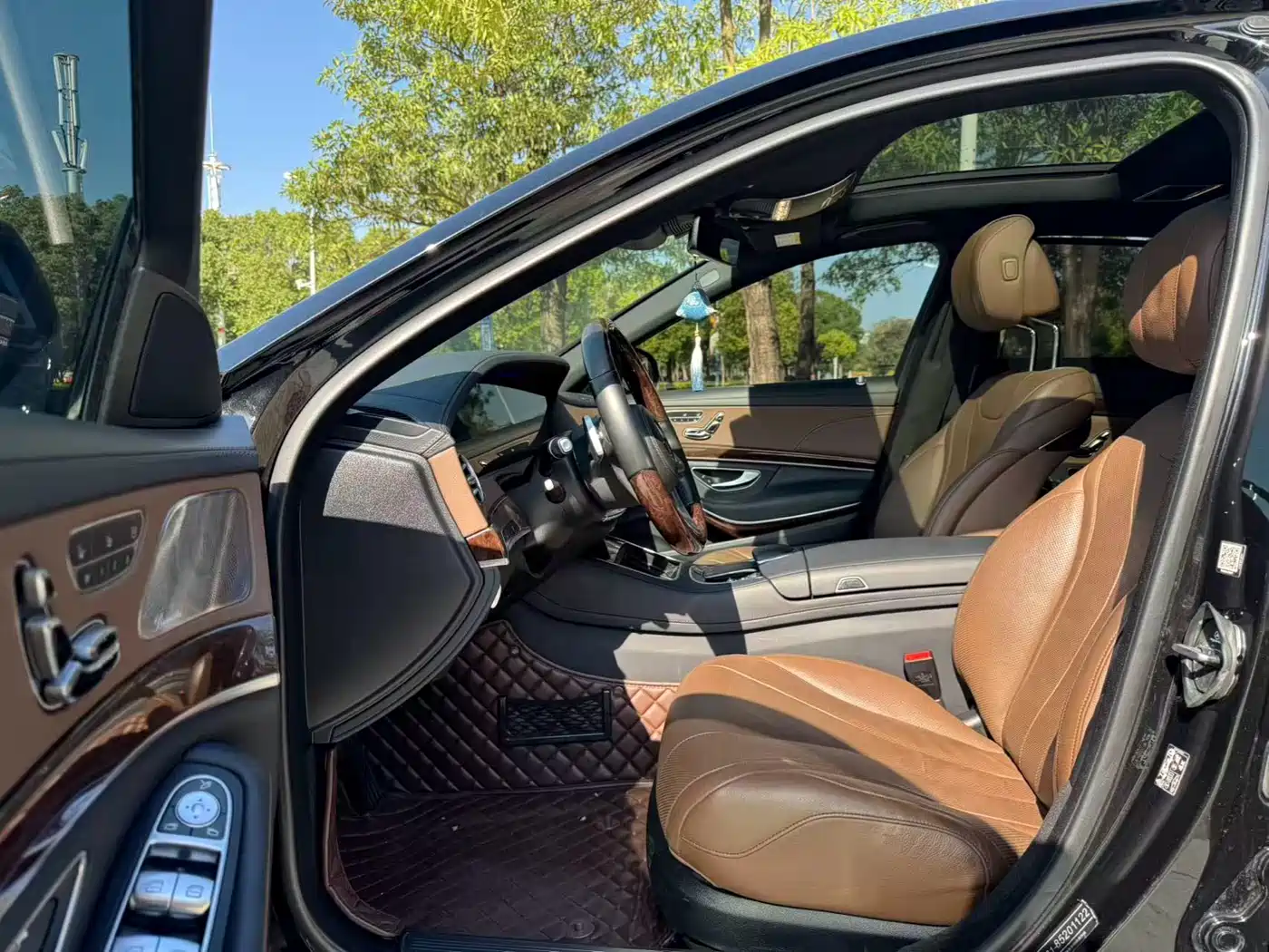 Mercedes-Benz S-Class 2020 S 350 L Premium Edition Collector's Version фото 3