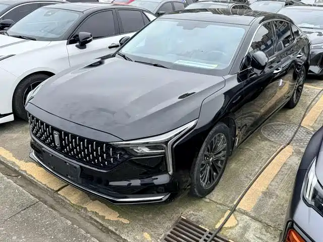 Besturn Besturn B70 2023 Model 3rd Gen 1.5T Automatic Joy 70th Anniversary Edition