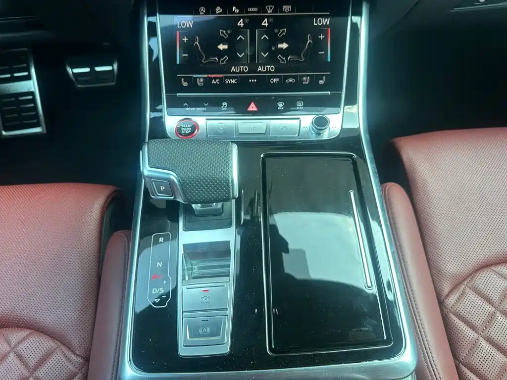 Audi SQ7 2025 2024 4.0 TFSI