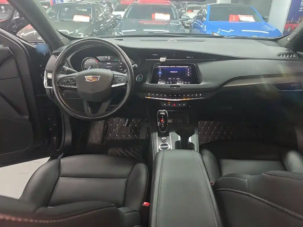 Cadillac XT4 2023 2023 Model Year 28T Two-Wheel Drive Luxury Model