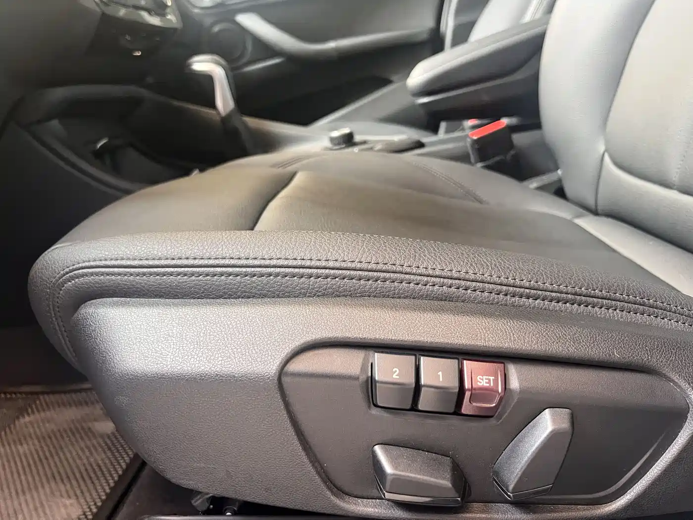 BMW X1 2019 sDrive20Li Leading Model фото 14