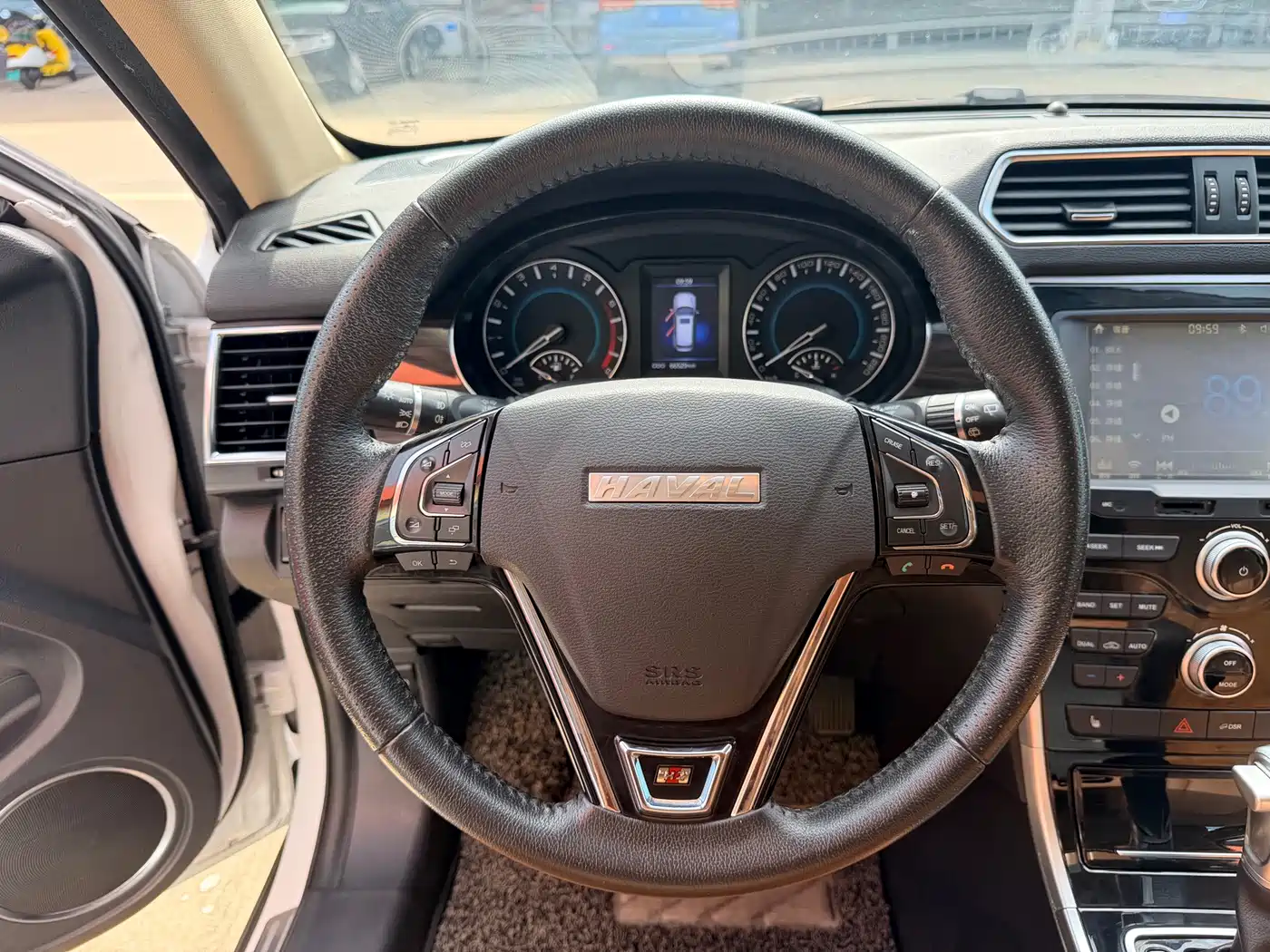 Haval H2 2015 2015 1.5T Automatic 2WD Premium Edition