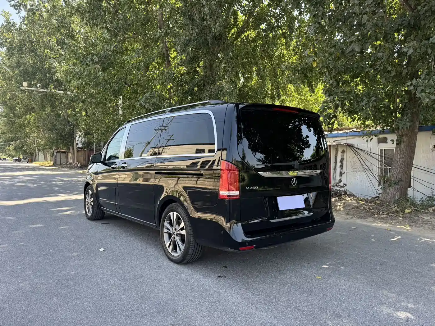 Фото 8 - Mercedes-Benz V-Class