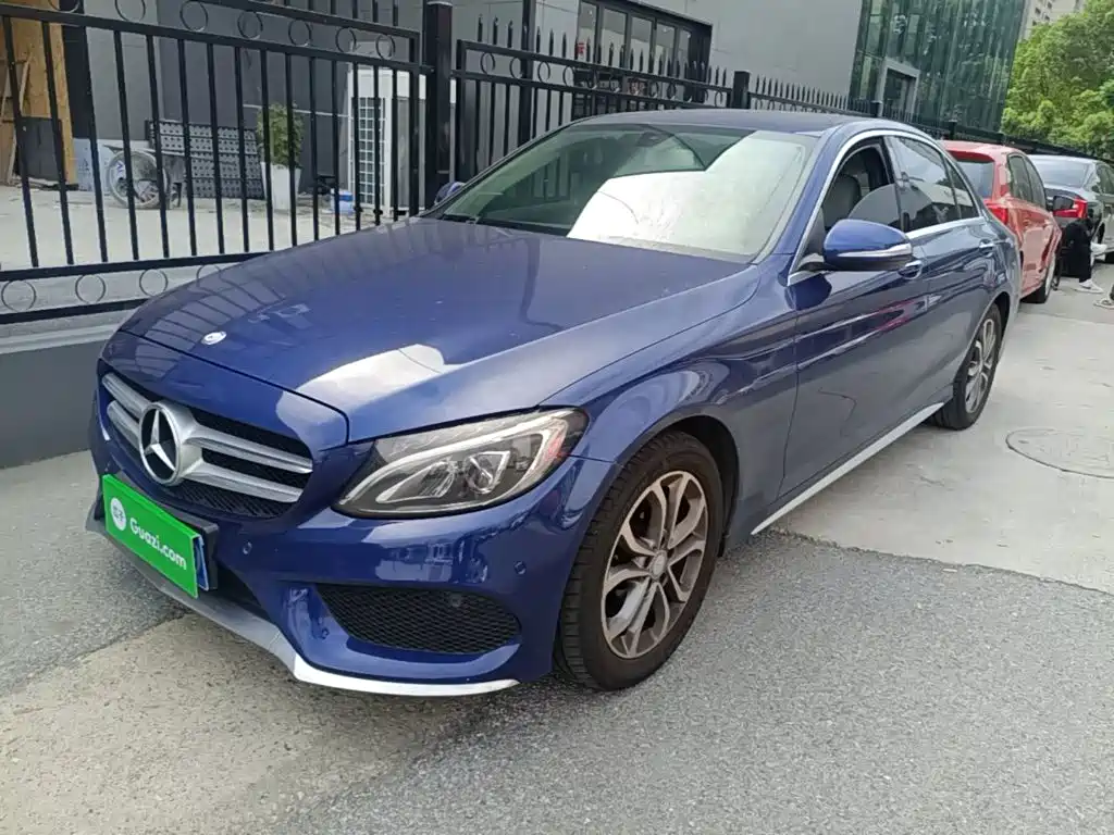 Фото 1 - Mercedes-Benz C-Class