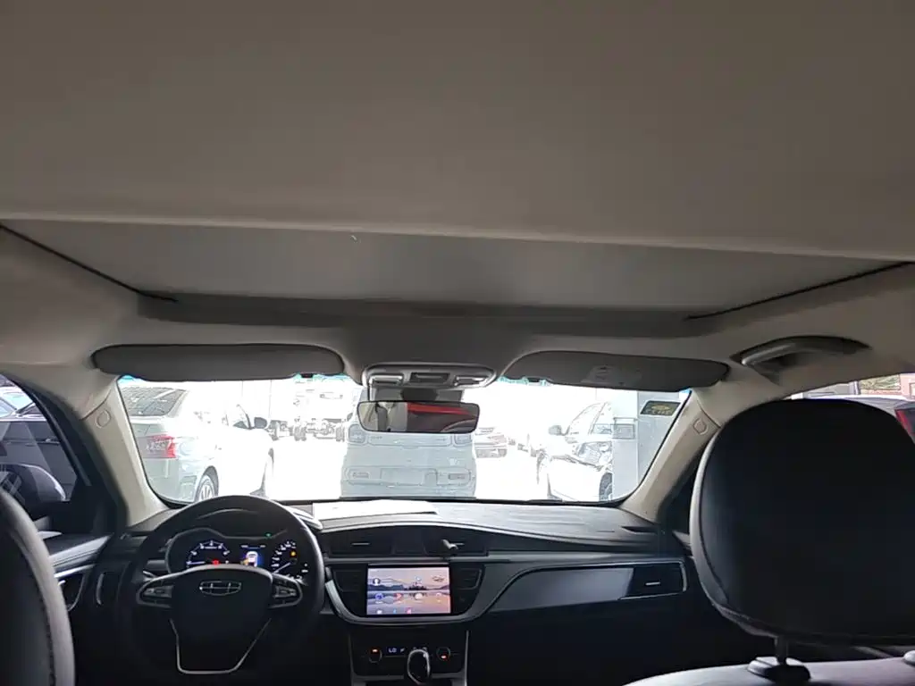 Photo 18 - Geely Emgrand GL