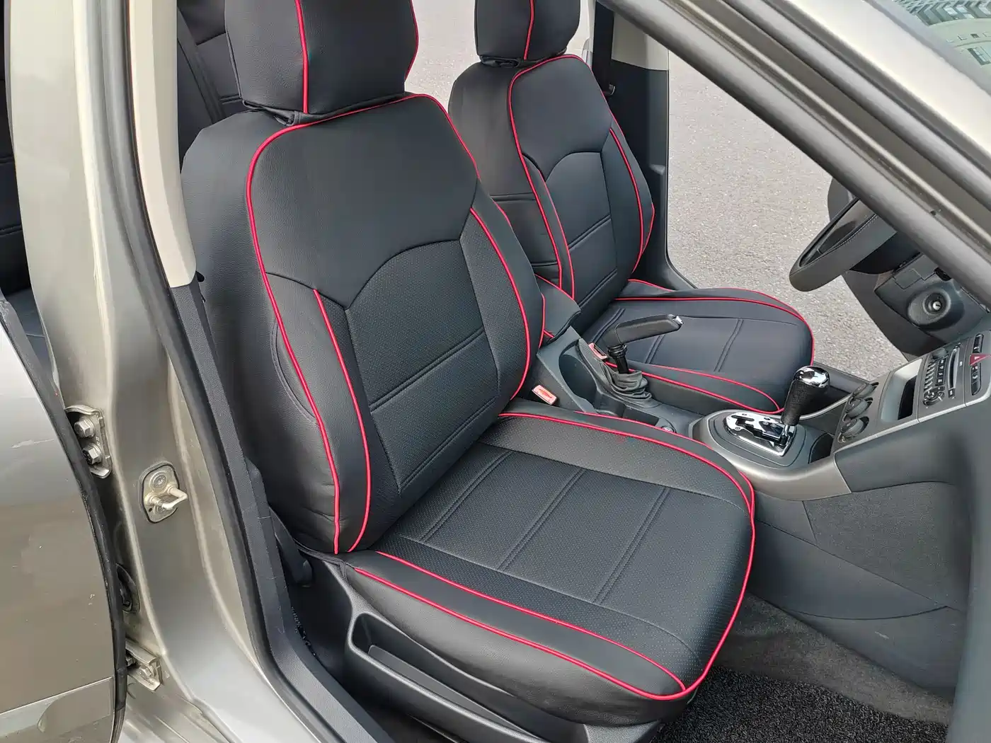 Peugeot 408 2011 1.6L Automatic Comfort Edition фото 14