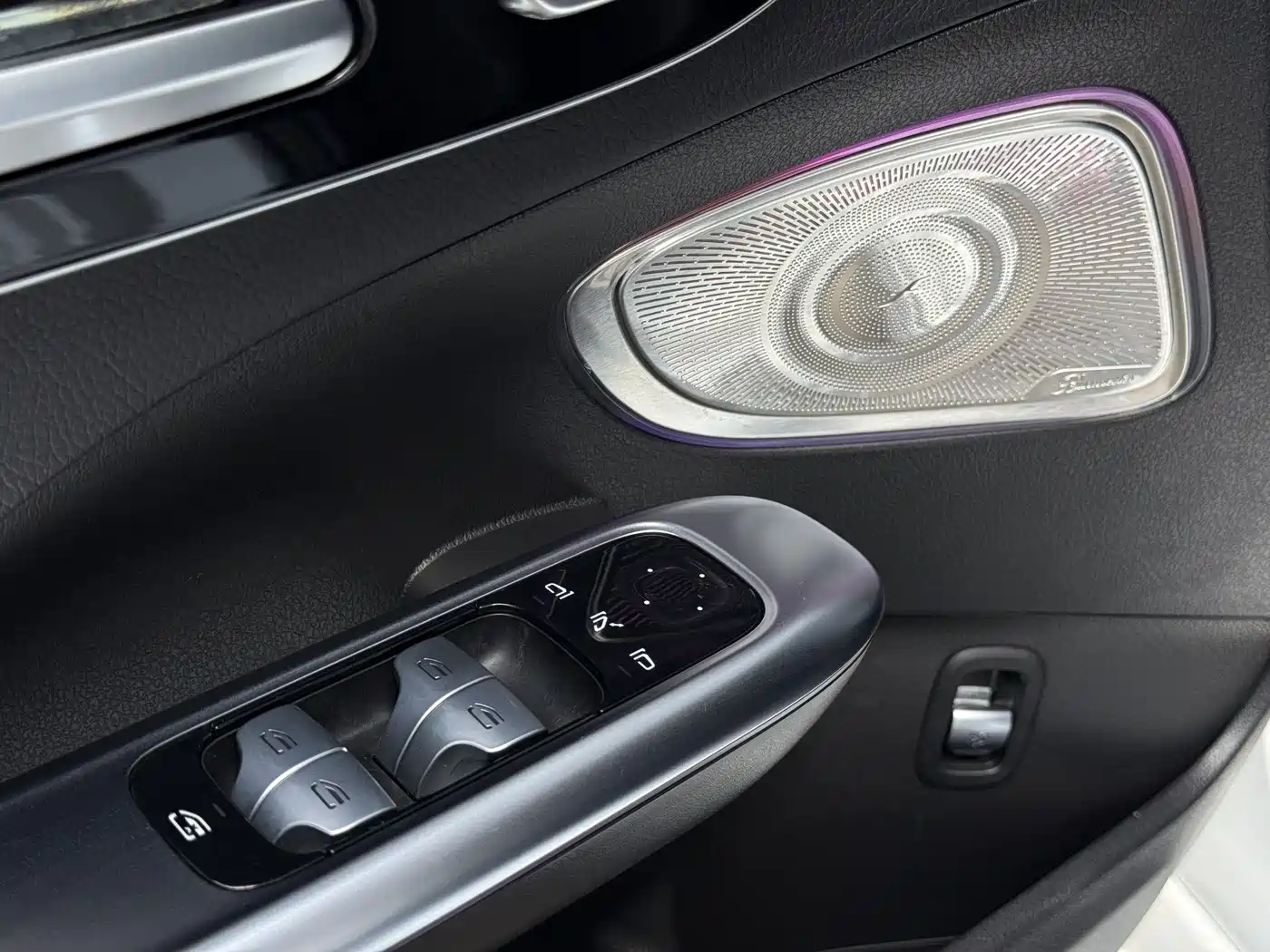 Mercedes-Benz C-Class 2023 Facelift C 260 L Sport Edition фото 32